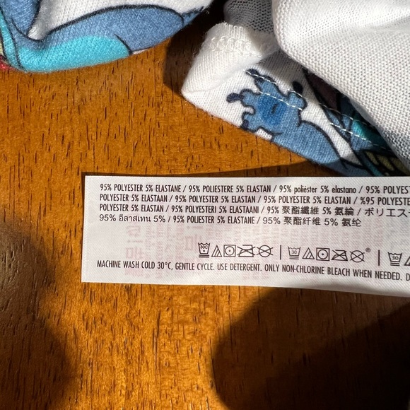 Stitch's soft sleep shirt with contrast trims Size large - Picture 4 of 5